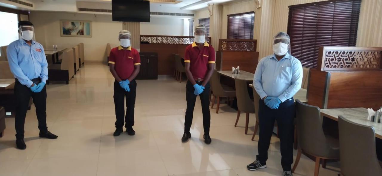 Hotel Grand Gayathri Khammam Buitenkant foto
