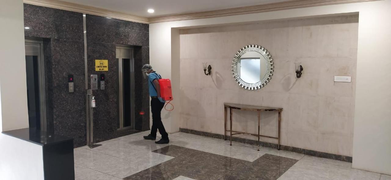 Hotel Grand Gayathri Khammam Buitenkant foto