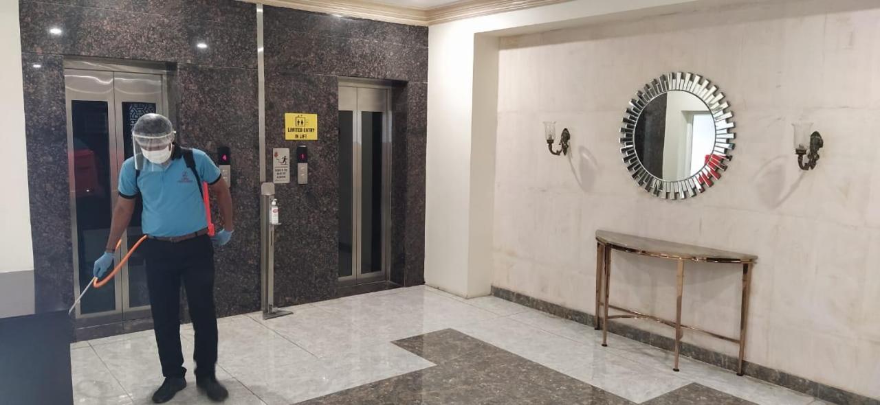 Hotel Grand Gayathri Khammam Buitenkant foto